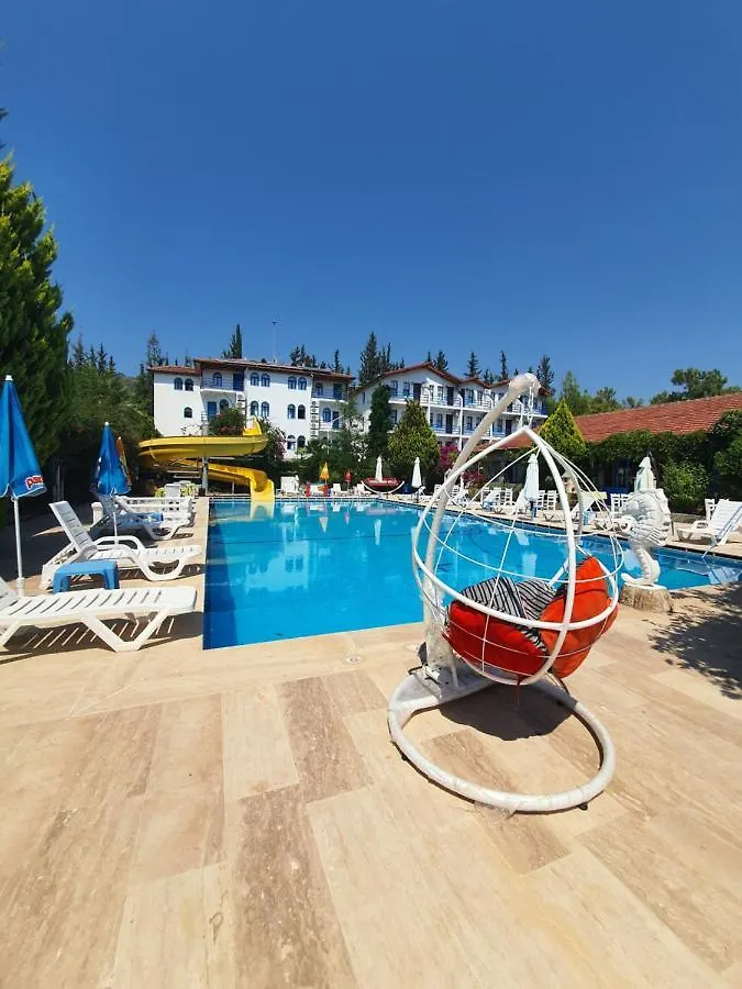 Silver Pine Hotel contacts